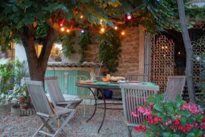 Lees meer over het artikel De zomer begint bijna: tijd voor sfeer in de tuin!